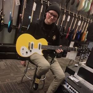 Meet your Posher, Ananda